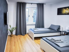 ALFA Stuttgart Apartment 4 Zimmer 4BR TV WIFI WM nahe Wasen